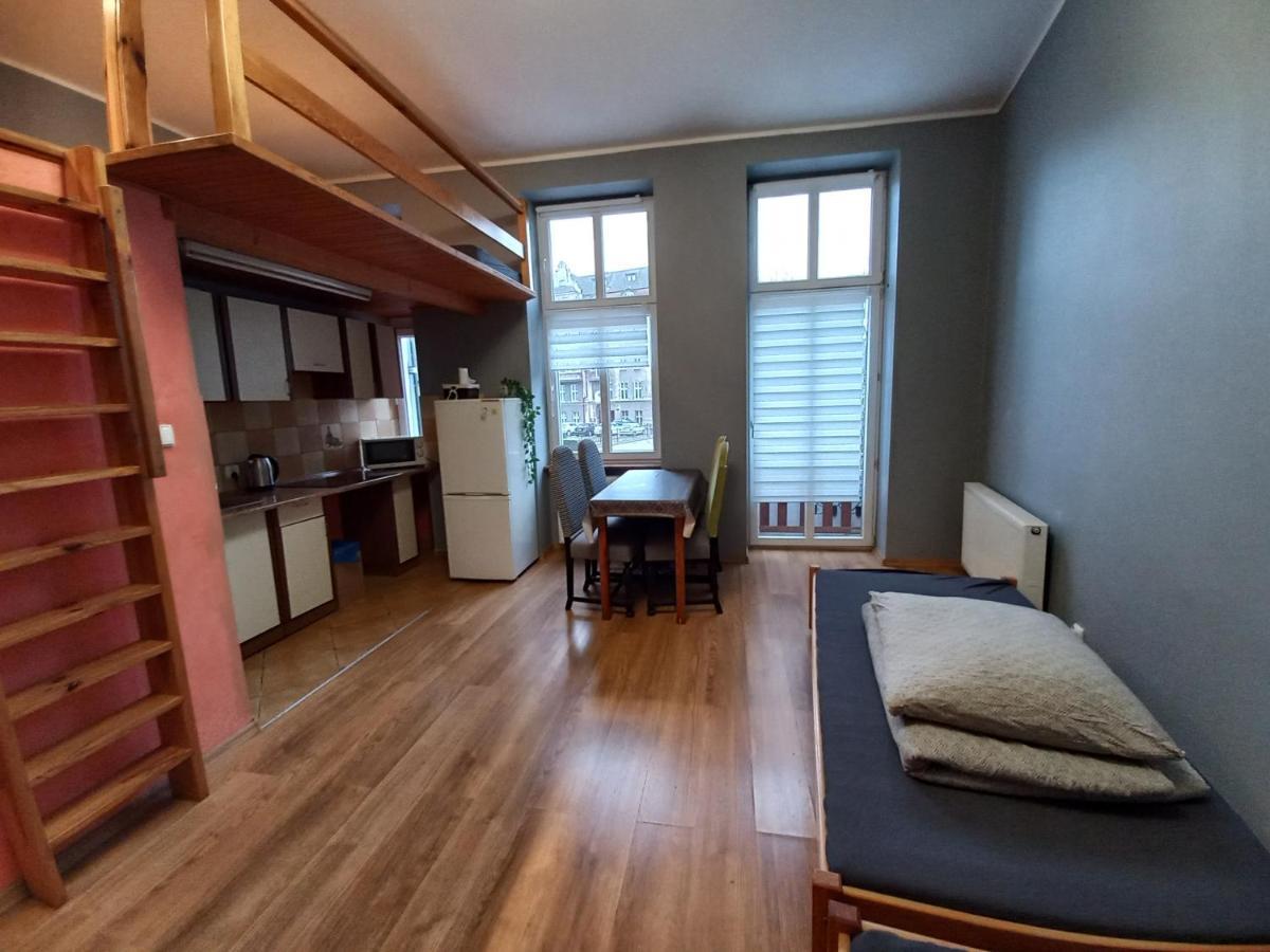 Pokoj Z Aneksem Gdansk Srodmiescie Rooms To Let Exterior photo